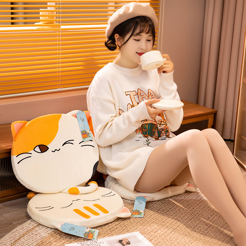 三花猫咪休闲午睡抱枕 儿童可爱毛绒公仔 桌游坐垫 沙发靠枕装饰