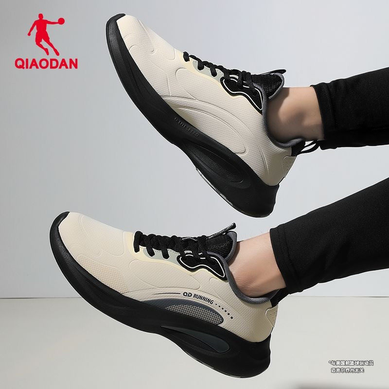 乔丹运动鞋男款冬季皮面跑步鞋2026新款男鞋轻便减震防水名牌鞋子