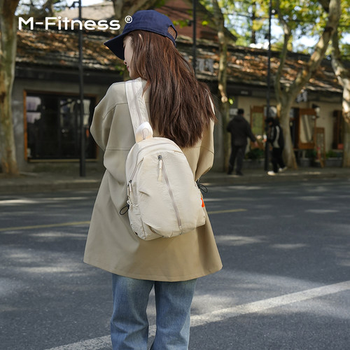 M.Fitness轻便多功能女双肩包
