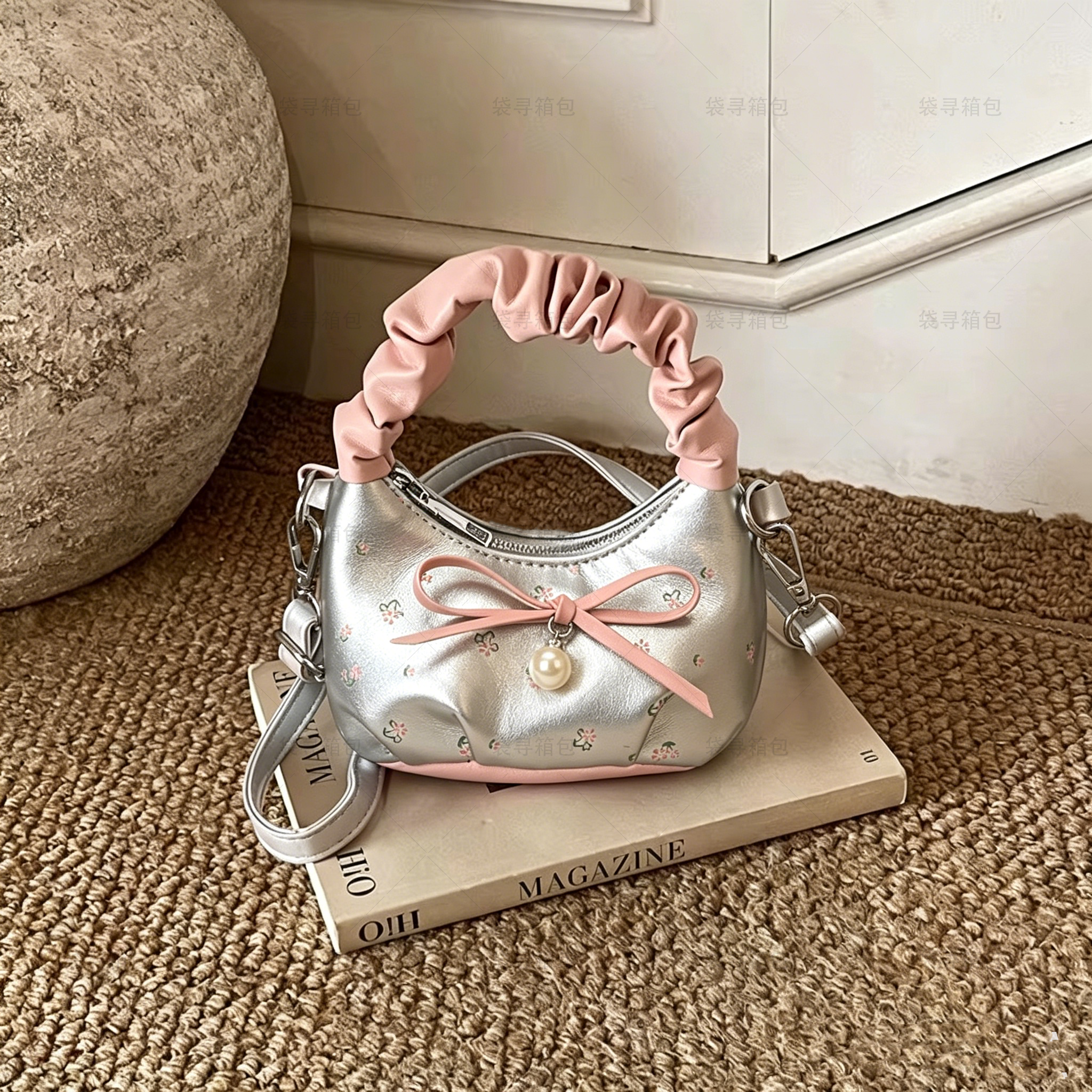 女童包包2026新款斜挎包可爱儿童碎花手提包小公主女孩外出小挎包