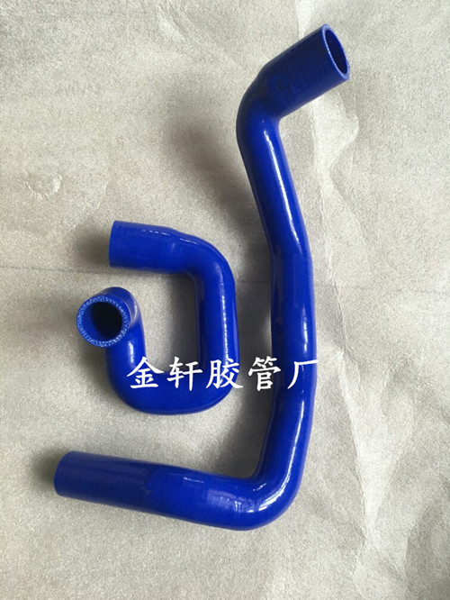 福克斯ST2.0t水管耐高温硅胶管