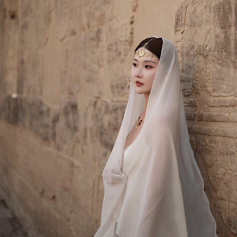 芭比缕途棉麻围巾女春夏文艺防晒长款披肩韩版软糯薄款百搭大丝巾