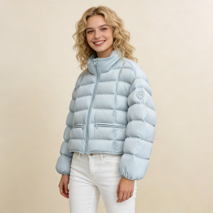 90鸭绒高充量泡芙外套 灯笼袖 高品质排骨立领羽绒服女短款 2026新款