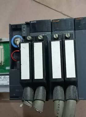 议价三菱PLC模块一套，QX42、QY42P、QG60、Q64T
