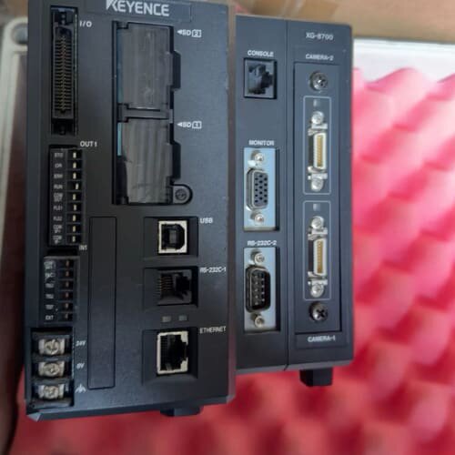 议价基恩士KEYENCE XG-8700控制器，成色错，轻微使
