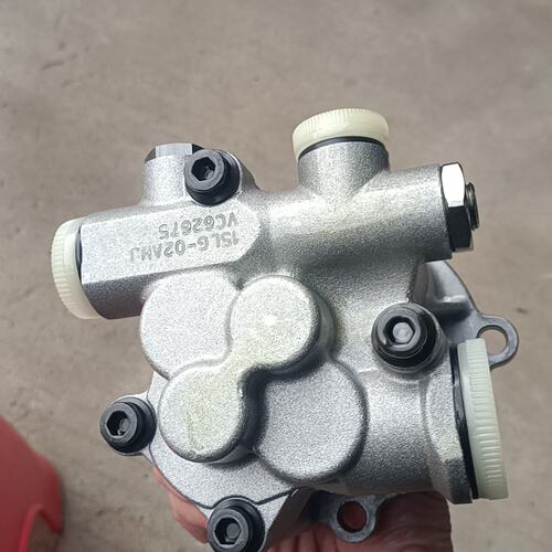 议价川埼液压泵K3V112DT先导泵适应20吨挖机