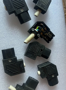 议价英国 B P587/SE 发烧音响电源尾插 成色如图，原