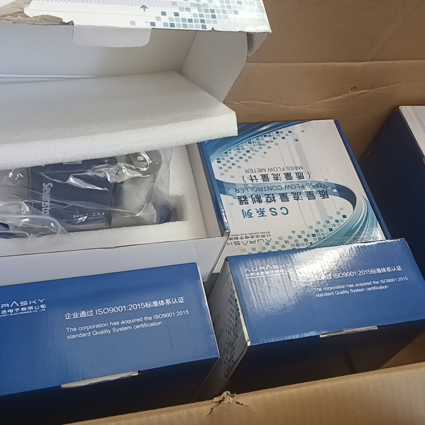 议价七星华创流量计D07-23J，98成新，功能包好，实物图拍。图片