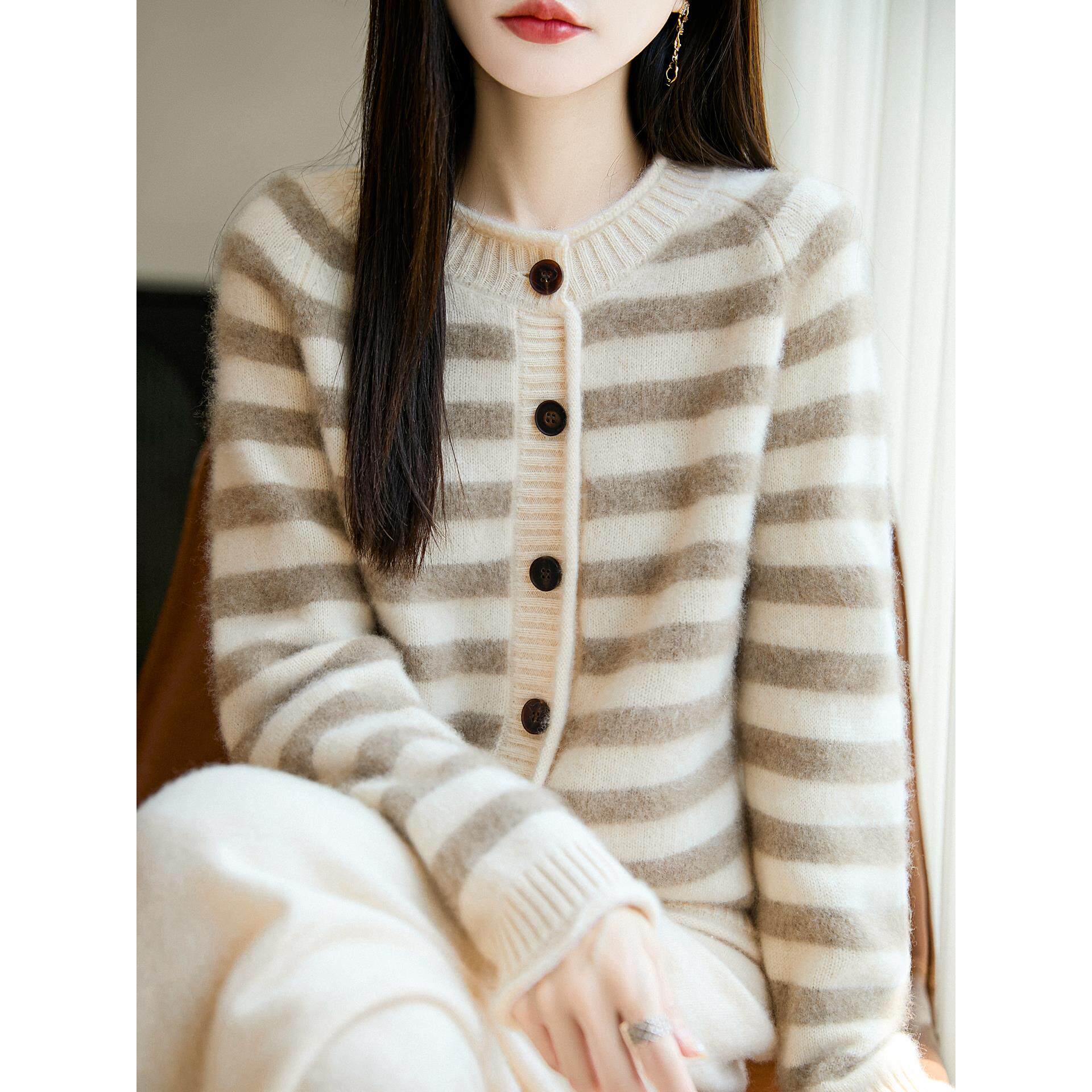 %纯羊毛衫条纹拼色针织开衫女卷边圆领加厚毛衣宽松羊毛衫外套