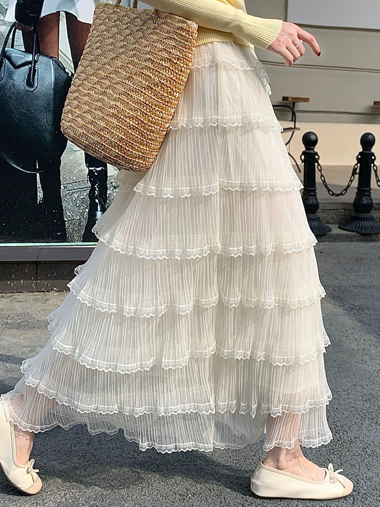 杏色蕾丝网纱雪纺木耳边蛋糕裙女春夏2026新款伞裙蓬蓬a字半身裙