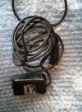 基恩士GT-71AP放大器，原装正品，，二手橙色九成新，线长