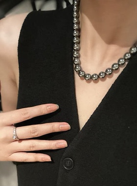黑珍珠正品施家黑色珍珠项链女款2026新款珍珠颈链轻奢小众毛衣链
