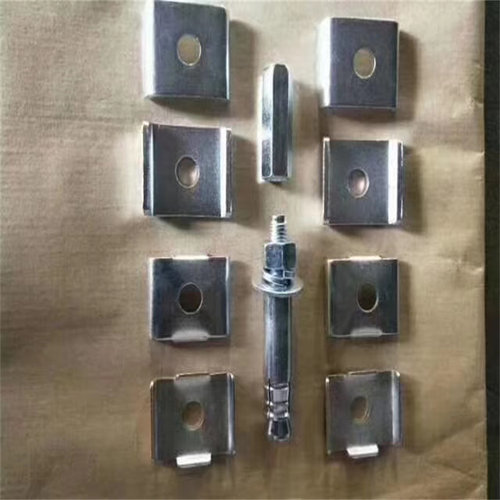 昆明呈贡 光伏厂家现货出售 41乘41 常规2毫米足厚 定做加工 2到6