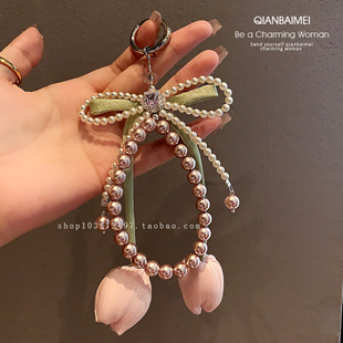 森系超好看郁金香手机链夏天新款 手链女防丢耐用挂绳挂件手提链