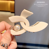 金属高级感发夹白色气质鲨鱼夹珍珠盘发夹子2024夏季 抓夹女 新款