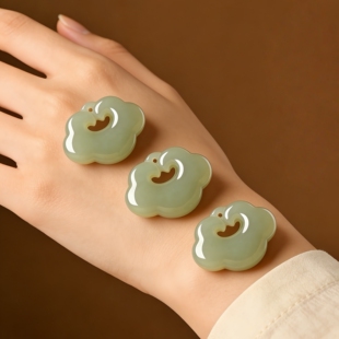 天然和田玉祥云锁配件项坠项链男女款吉祥玉石晴水色玉佩玉坠吊坠