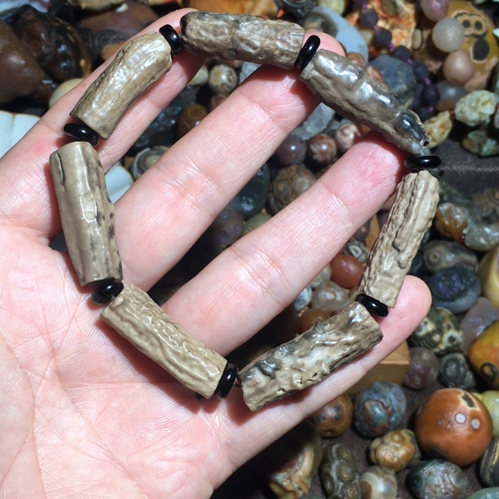 木化石原石手链