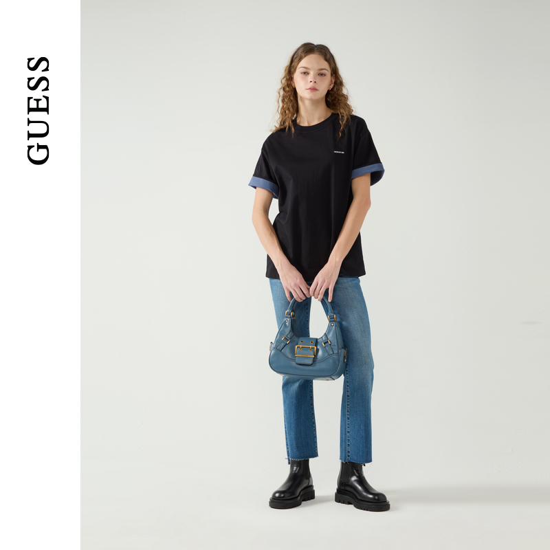 GUESS百搭气质金属扣月牙单肩包