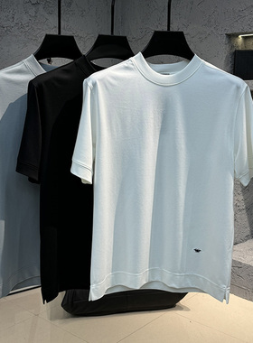 2025夏季男装新款净版时尚小标刺绣男士圆领纯色开叉T恤短袖
