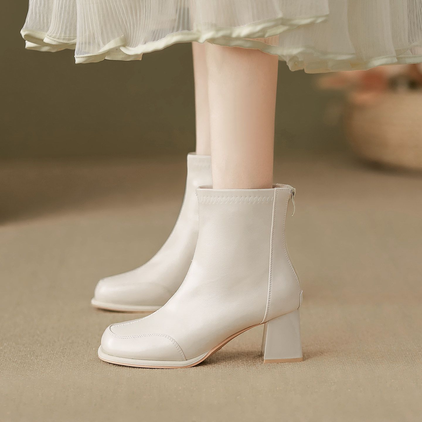 法式高跟裸靴玛丽珍短靴女2025年新款秋冬瘦瘦靴后拉链粗跟马丁靴