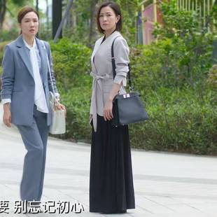 原版新闻女王2余诗曼文慧心同款西装外套v领商务西服上衣女衣服潮