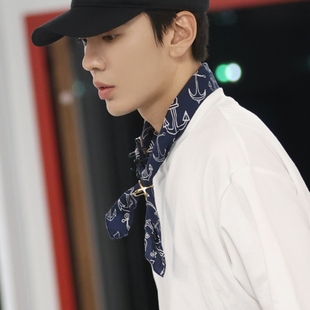 原版原版巴黎合伙人毕雯珺同款丝巾男女ins披肩百搭印花方巾小领