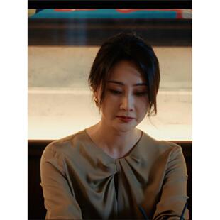 暗恋者的救赎刘欣林鹏同款法式绿色雪纺衬衫女洋气醋酸缎面衬衣秋