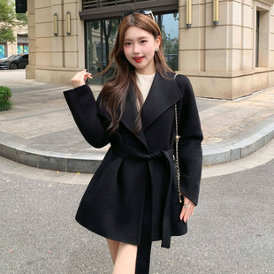 经典黑明媚千金风毛呢短外套女2026秋冬新款韩系气质双面呢大衣