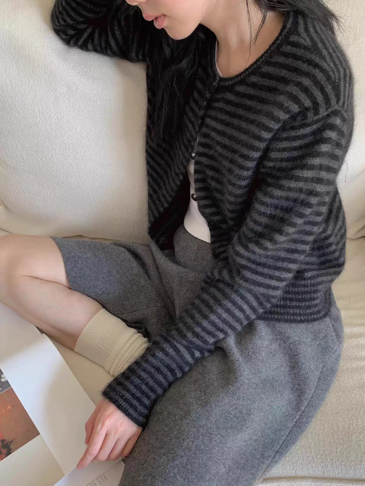 复古条纹圆领羊毛开衫女春秋拼色老钱风宽松显瘦小个子短款外套