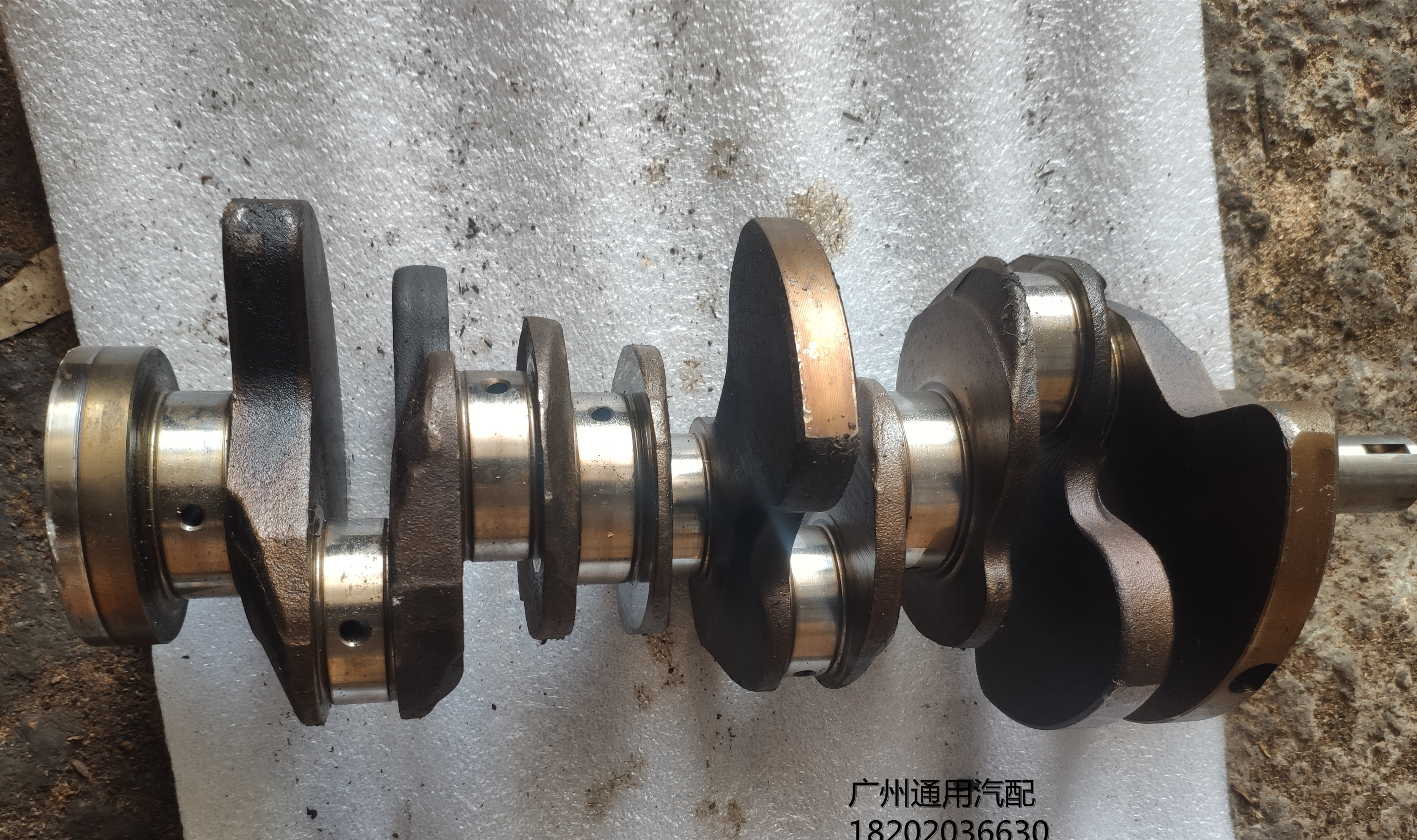 三菱帕杰罗速跑 v25 v45 v75 v77 v97 3.0 3.5 3.8 6g74 6g75曲轴