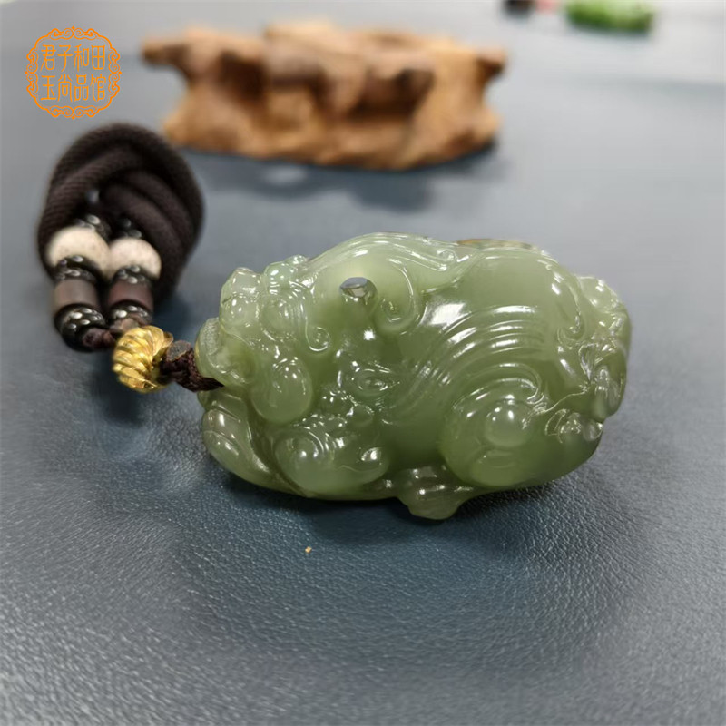 吊坠高级感手工雕刻送人挂件皮休