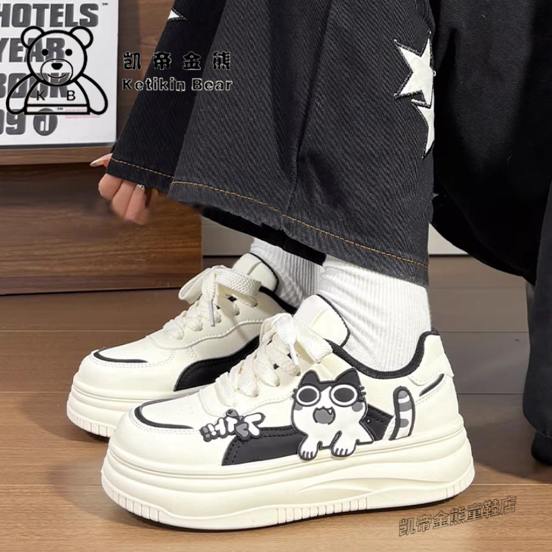 女童鞋子卡通猫咪厚底女孩板鞋2026新款黑白软底防滑儿童休闲鞋女