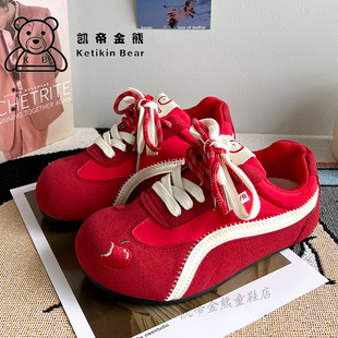 宽大头鞋子女童运动鞋今年秋季新款儿童德训鞋红色女孩系鞋带大码