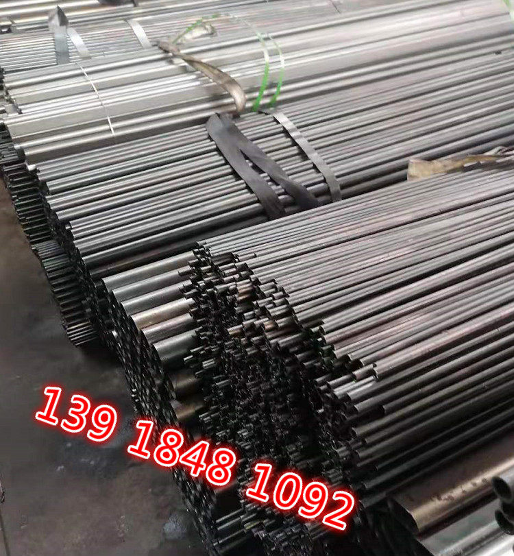 A3钢材方管20x20x3油拉管15x15x1.5 10x10x1.2黑油钢管13x13x1.3