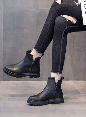 拉链真皮马丁靴女2025新款女鞋秋冬加绒40百搭平底大码短靴41-43