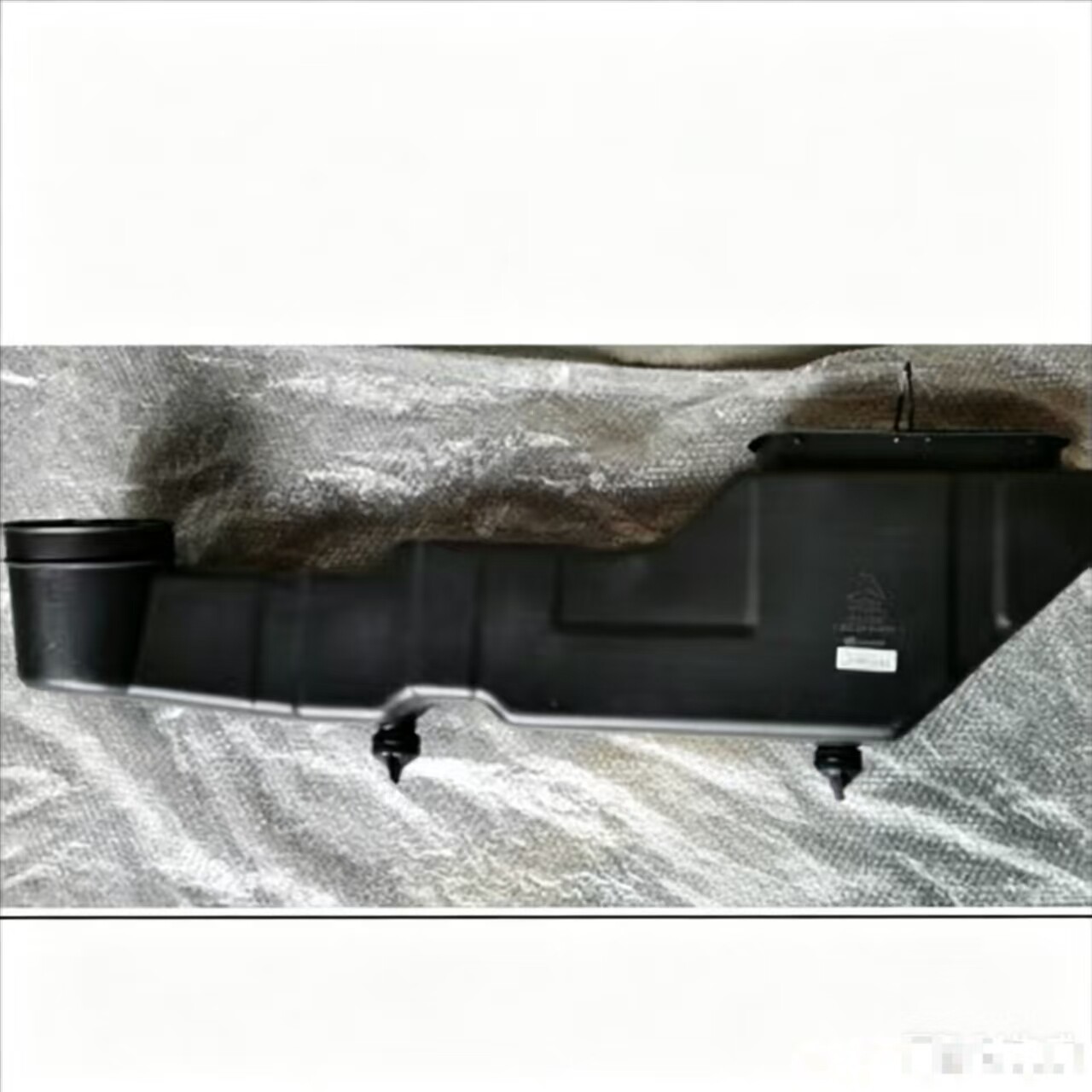 适用于重汽豪沃TX下进气道进气管WG9725190935