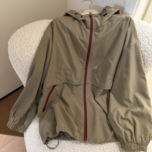 户外休闲撞色冲锋衣连帽外套女 情侣款 muzi 魔力男女冲锋衣