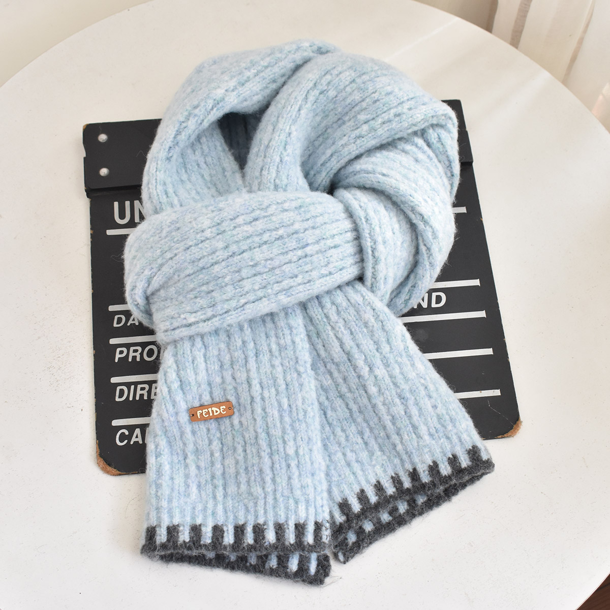 2025新款雾霾蓝色围巾女秋冬季韩系氛围感百搭高级感针织围脖