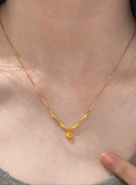 金色有钱花吊坠项链女