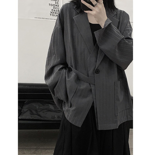 复古小众薄款西装女暗黑设计师款拼接肌理感宽松开衫外套女2023春