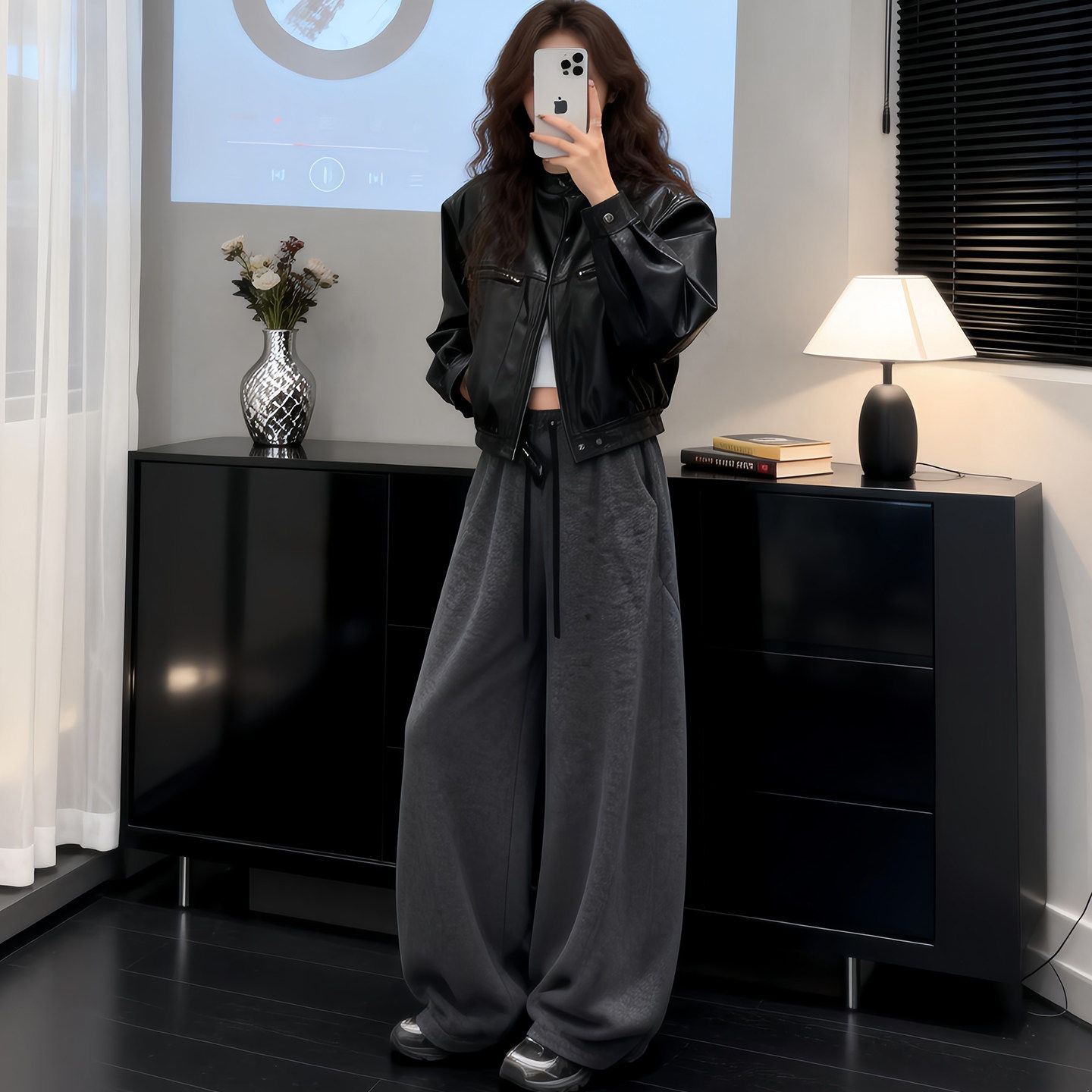 韩系春秋穿搭高级松弛感慵懒风休闲黑色皮衣外套阔腿裤气质套装女