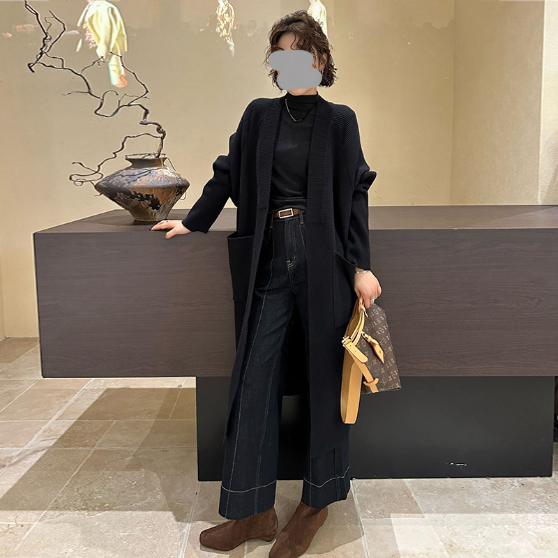 慵懒感温柔风中长款黑色宽松显瘦春秋季新款毛衣外套针织衫开衫女