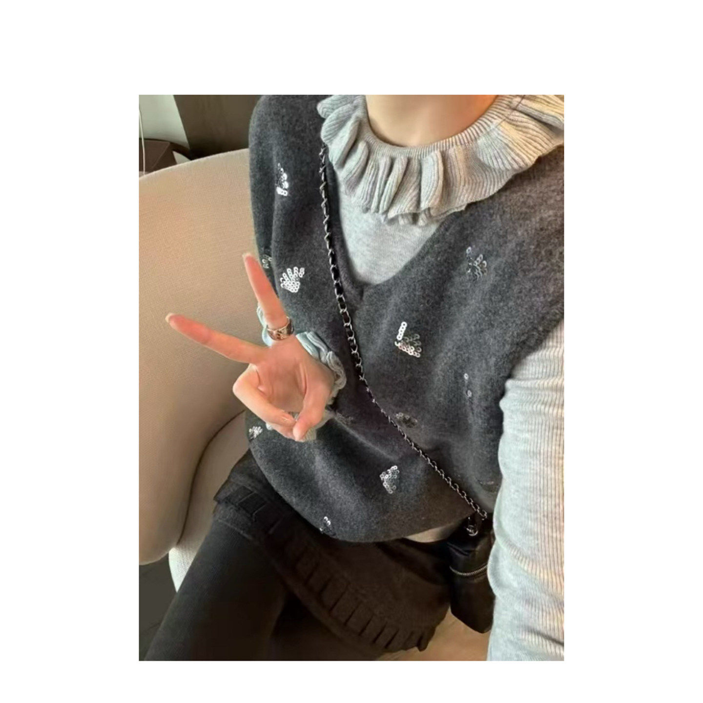 马甲背心加打底衫裙子三件套套装