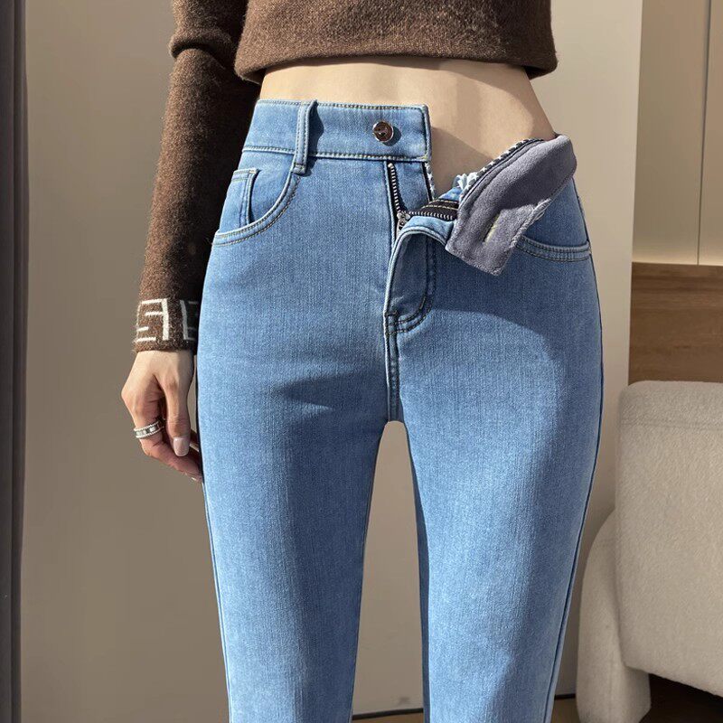 浅蓝色牛仔裤弹力小脚弹力显瘦