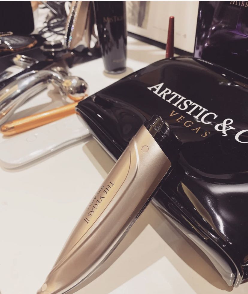 Spot Japan THE VEGAS 2 Zeus Dagger The two generation Tira compact Eye Nasolabial folds cosmetic instrumentin the Personal Care/Health/Massage equipment , Clean Beauty Tools , Electronic beauty instrument  category - from Buy2taobao.com to provide professional Taobao agent buy service