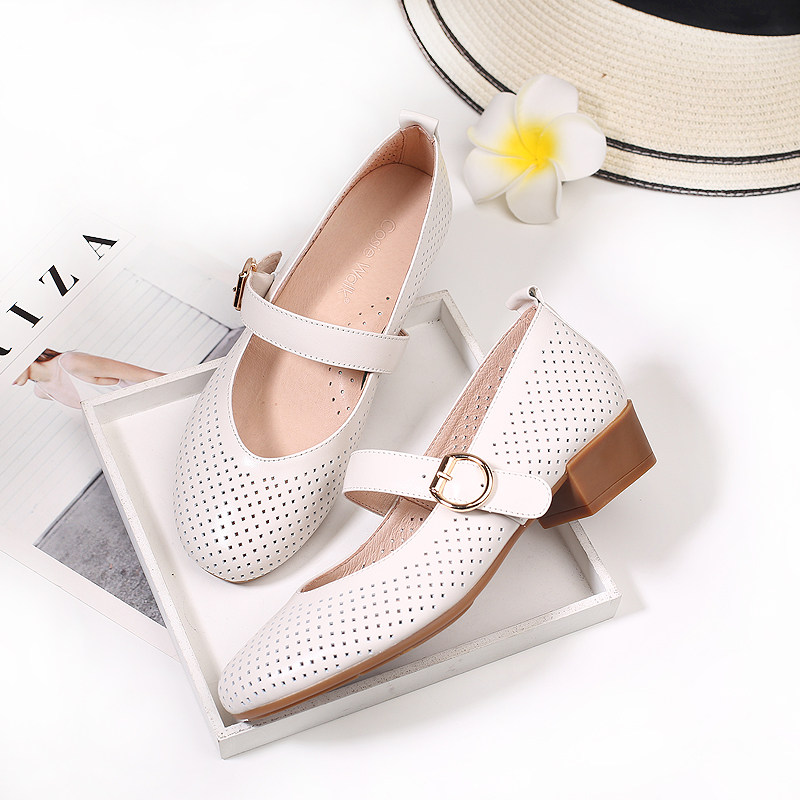 浅口单鞋女春夏平底镂空女鞋百搭真皮低跟玛丽珍鞋一字扣粗跟大码
