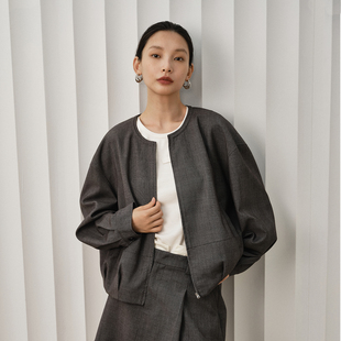 【典雅自持】简约细格纹外套女士宽松显瘦2026春新款时尚舒适上衣