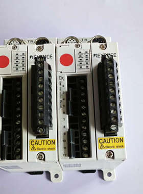 SL-R11基恩士PLC现货22个，边角，不影响使用，