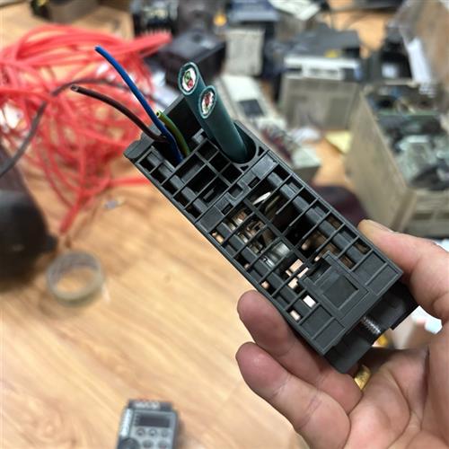 库存全新6ES7 153-1AA03-0XB0二手拆机plc模需询价