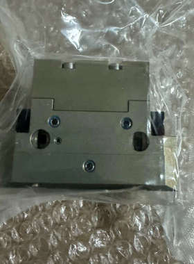 雄克0371092全新，无包装，介意勿扰